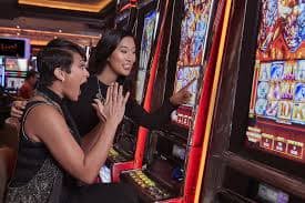 Tampilan ringkasan Multi-Bet dengan leg-leg yang dipilih dan total potensi pembayaran